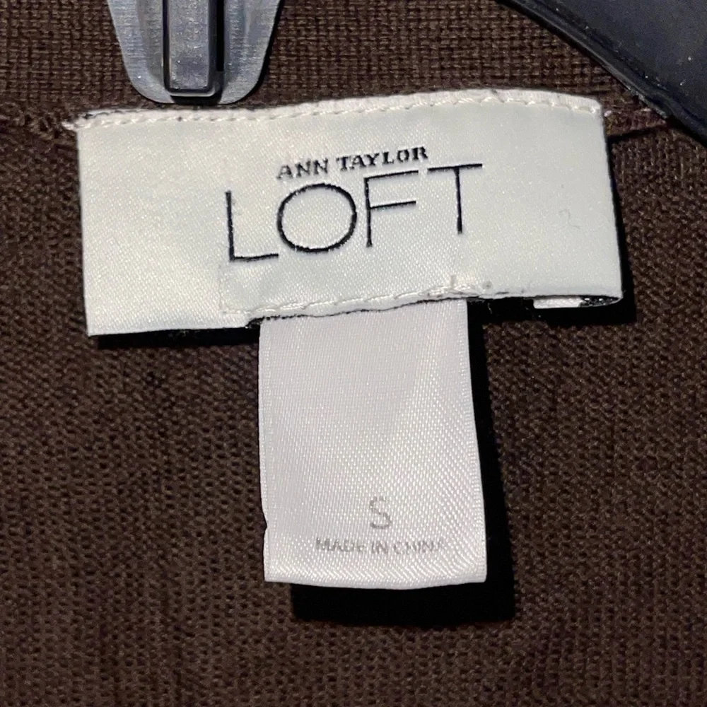 Ann Tylor Loft Women Cardigan Sweater - Picture 3 of 4